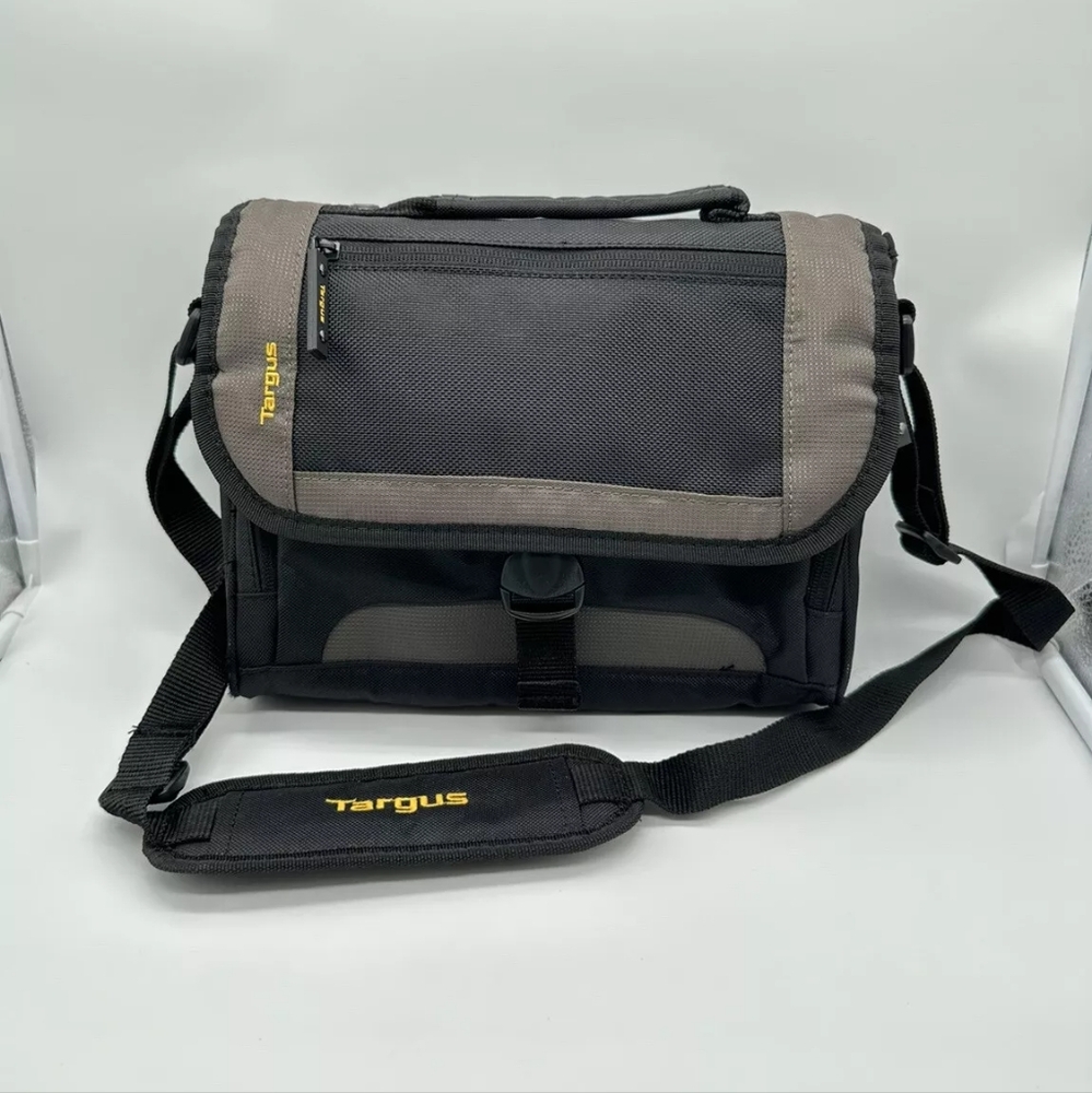 Targus Mini Laptop Tablet Shoulder Bag